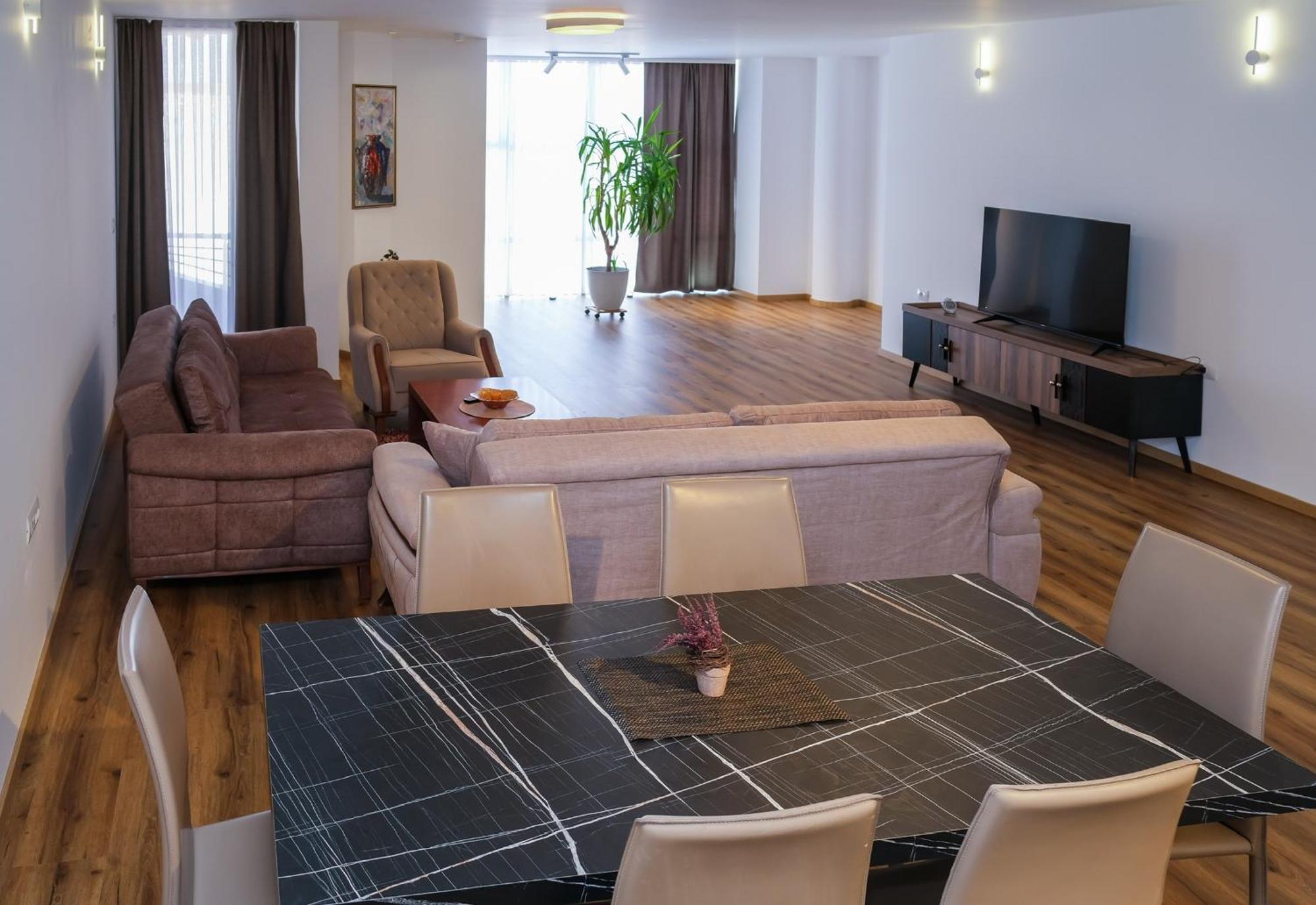 Nest Apartments Gjakova Exterior foto